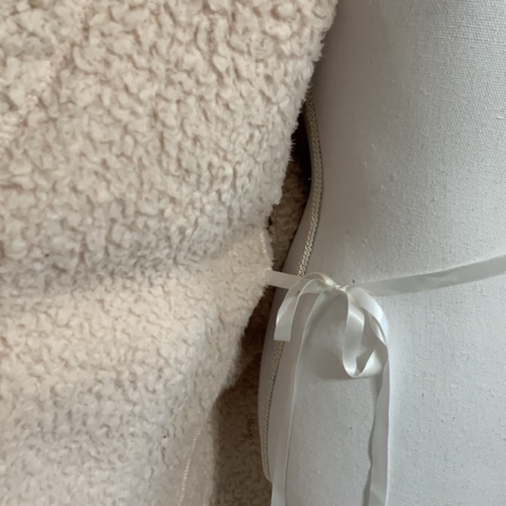 Pottery barn bathrobe! - Picture 6 of 7